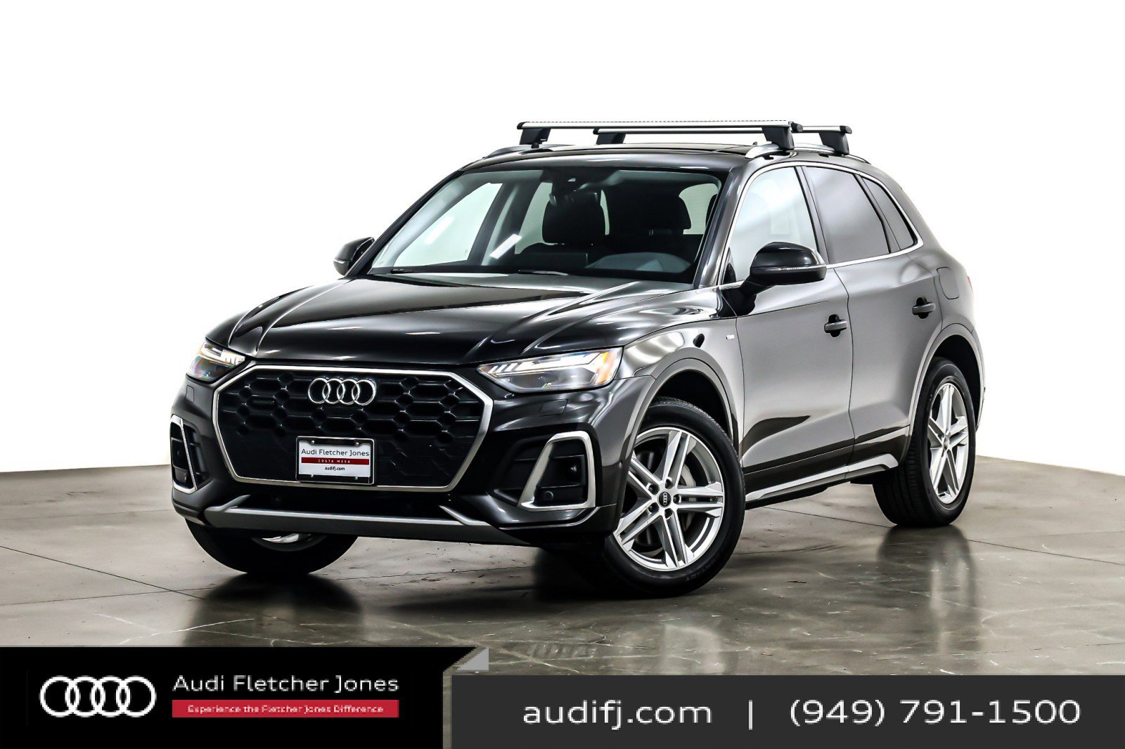 Used 2024 Audi Q5 e Prestige w/ Prestige Package image 1