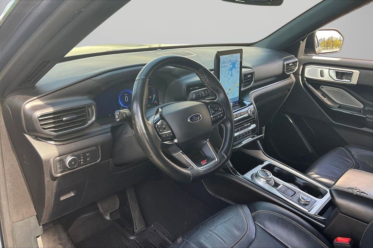 Used 2021 Ford Explorer ST w/ Equipment Group 401A image 21