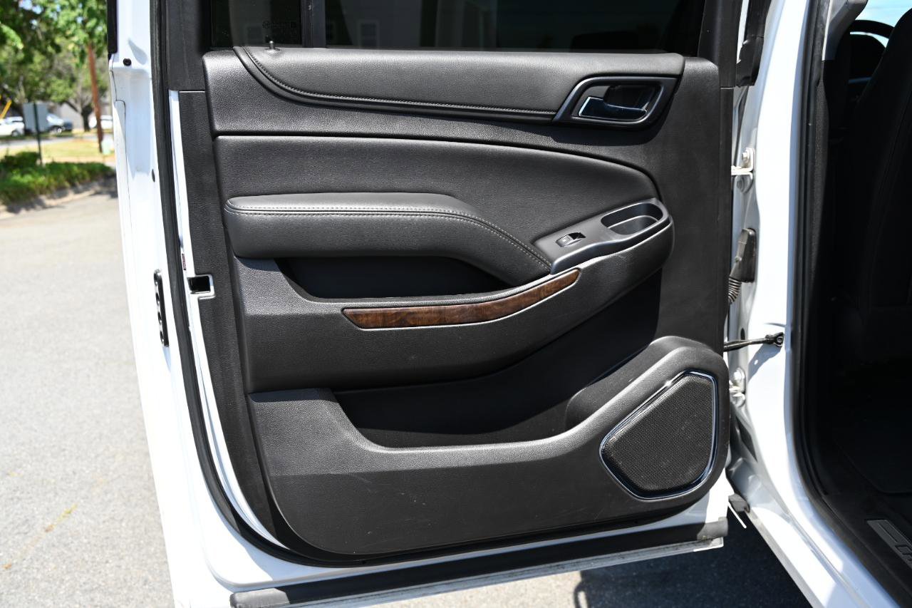Used 2019 Chevrolet Suburban LT AWD/4WD image 39