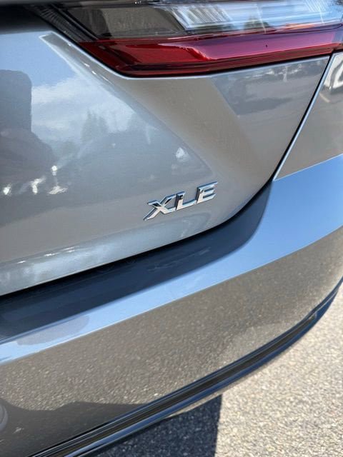 New 2026 Toyota Camry XLE AWD/4WD image 10