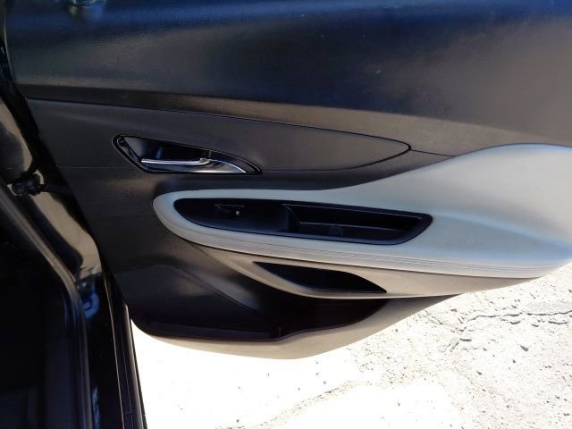 Used 2017 Buick Encore Premium w/ Experience Buick Package image 31