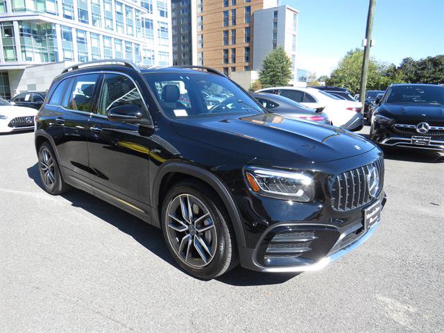 Used 2025 Mercedes-Benz GLB 35 AMG 4MATIC image 5