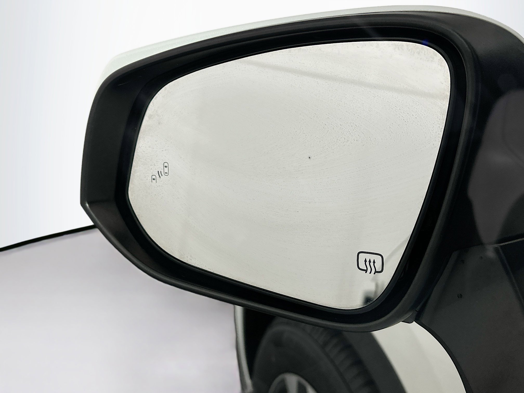 Used 2020 Toyota Highlander XLE image 16