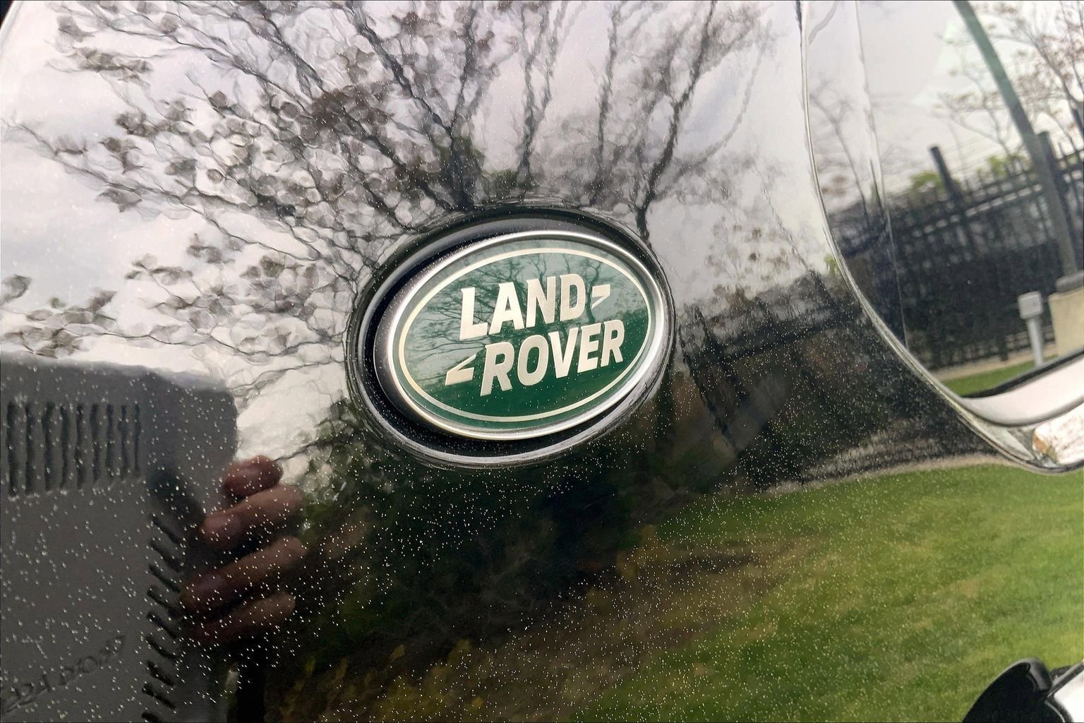 Certified 2025 Land Rover Discovery Dynamic SE AWD/4WD image 31
