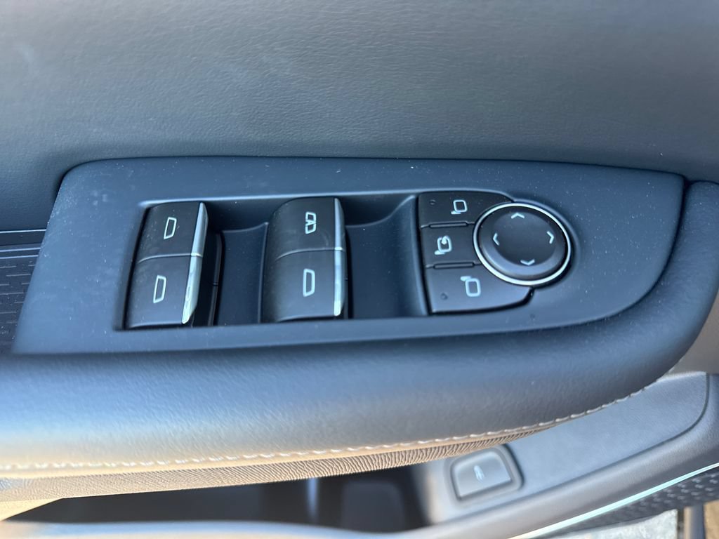 New 2026 Buick Enclave Sport Touring w/ Power Package FWD image 19