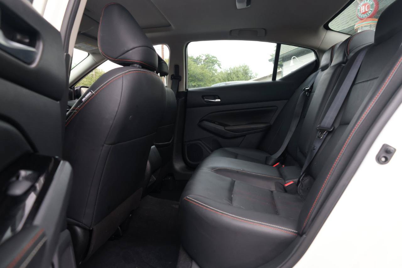 Used 2024 Nissan Altima 2.5 SR w/ SR Premium Package AWD/4WD image 21