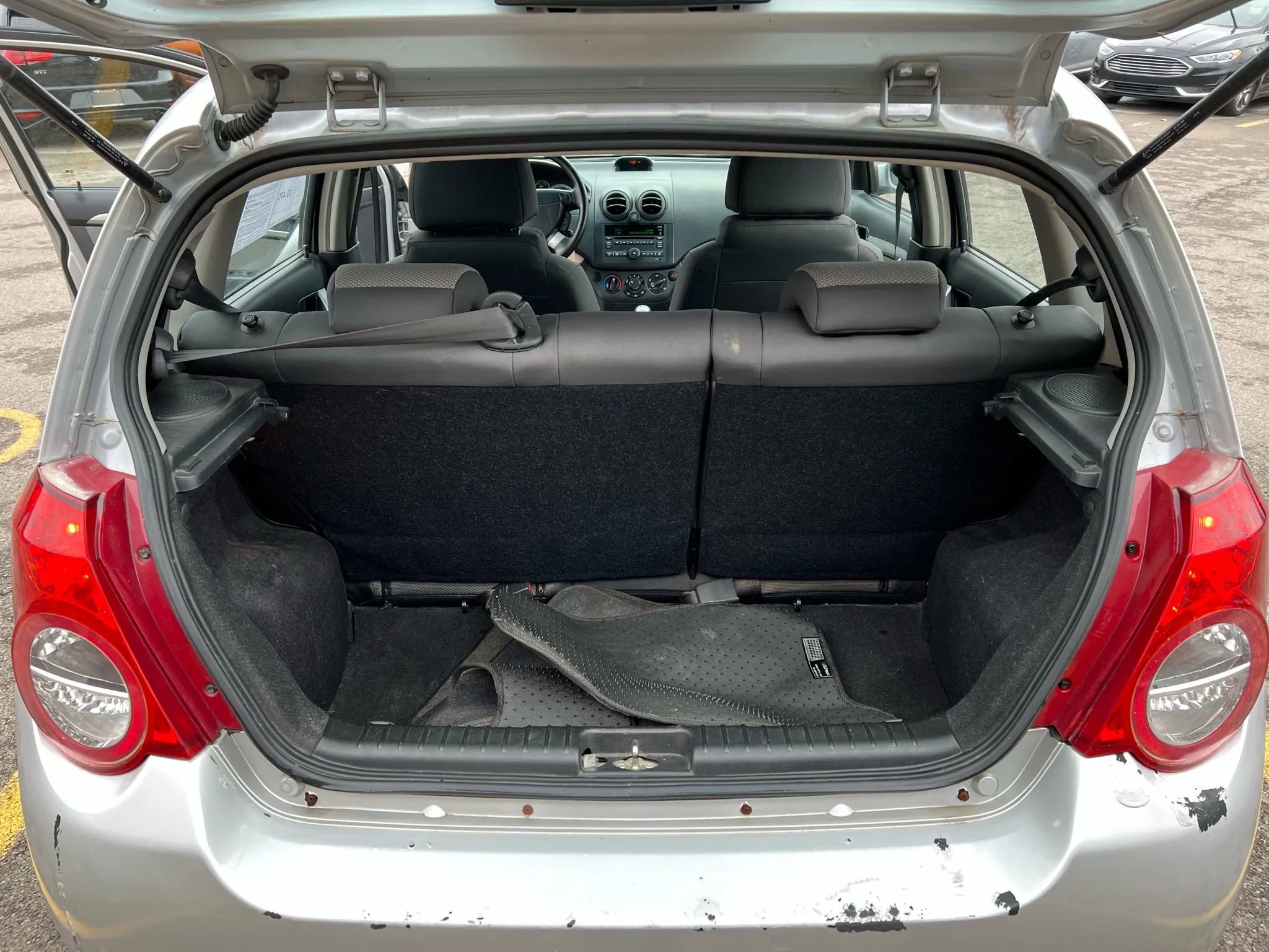 Used 2011 Chevrolet Aveo5 LT w/ Power and Convenience Package image 25