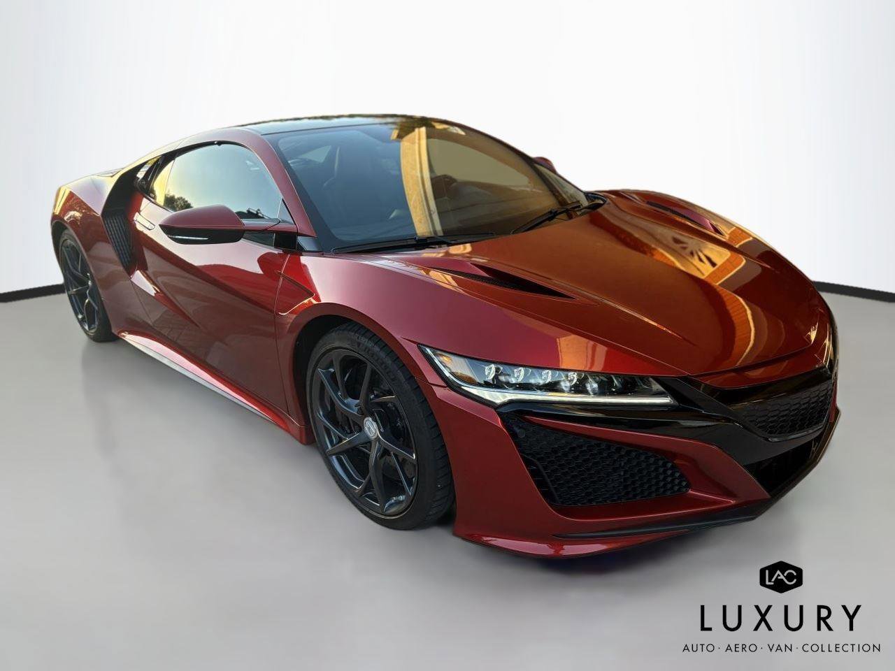 Used 2017 Acura NSX image 3