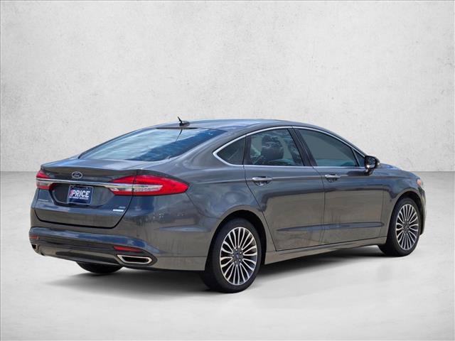 Used 2017 Ford Fusion SE w/ Fusion SE Technology Package FWD image 5