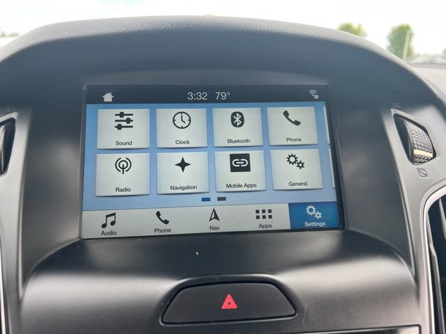 Used 2016 Ford Focus Titanium w/ Titanium Technology Package FWD image 18