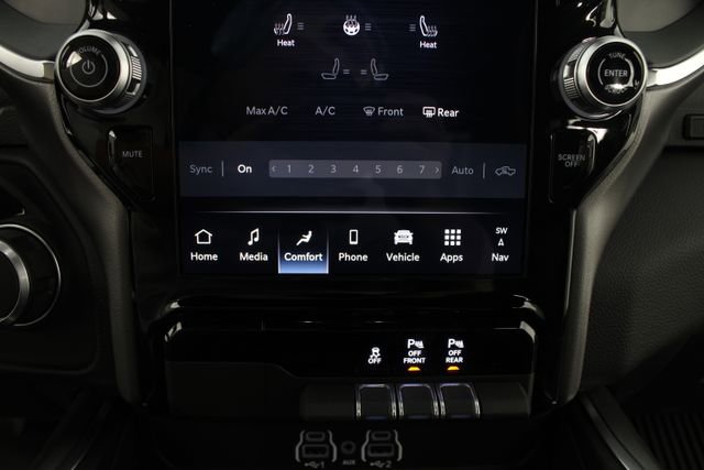 New 2026 RAM 1500 4x4 Crew Cab image 6