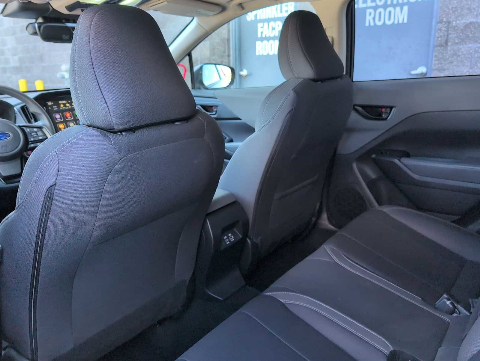 Used 2025 Subaru Crosstrek 2.0i Premium image 17