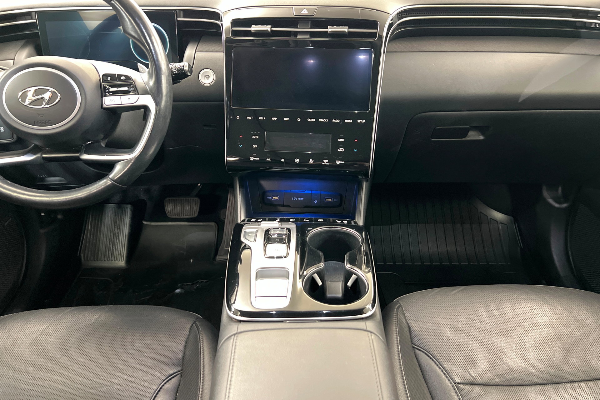 Used 2023 Hyundai Tucson Limited AWD/4WD image 14