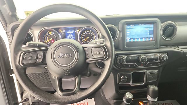 Used 2023 Jeep Wrangler Unlimited Sport AWD/4WD image 11