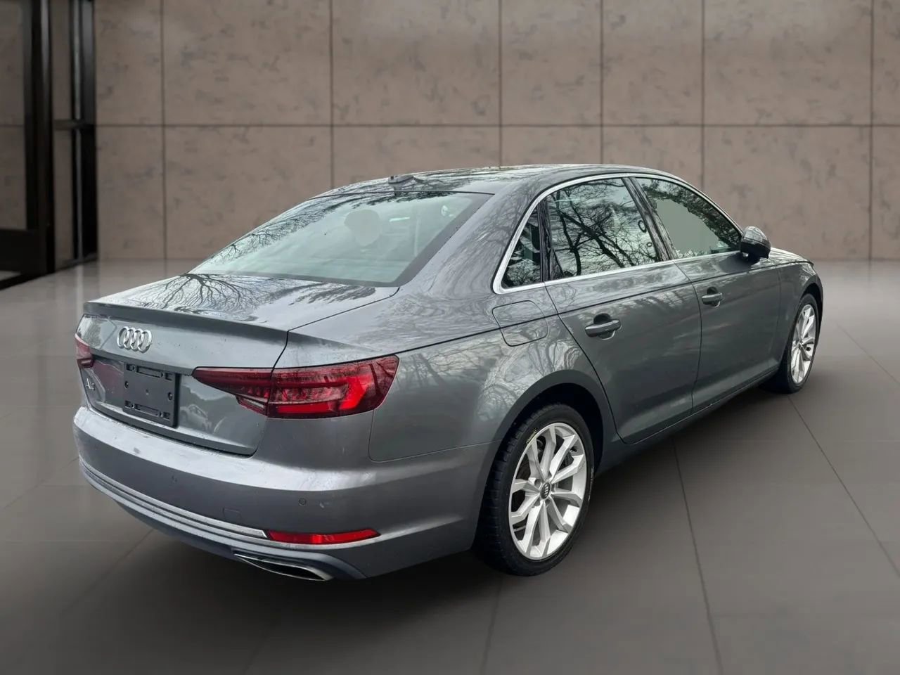 Used 2019 Audi A4 2.0T Premium Plus w/ Premium Plus Package image 6