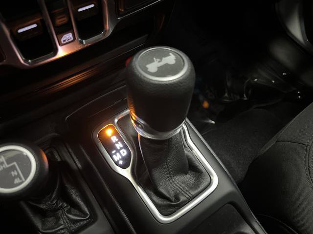 Used 2021 Jeep Wrangler Unlimited Sport AWD/4WD image 18