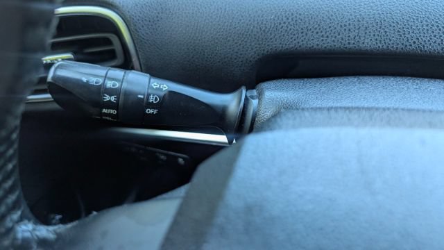 Used 2018 Toyota Prius Prime Advanced FWD image 26