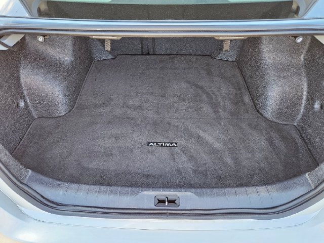 Used 2024 Nissan Altima 2.5 SV FWD image 15