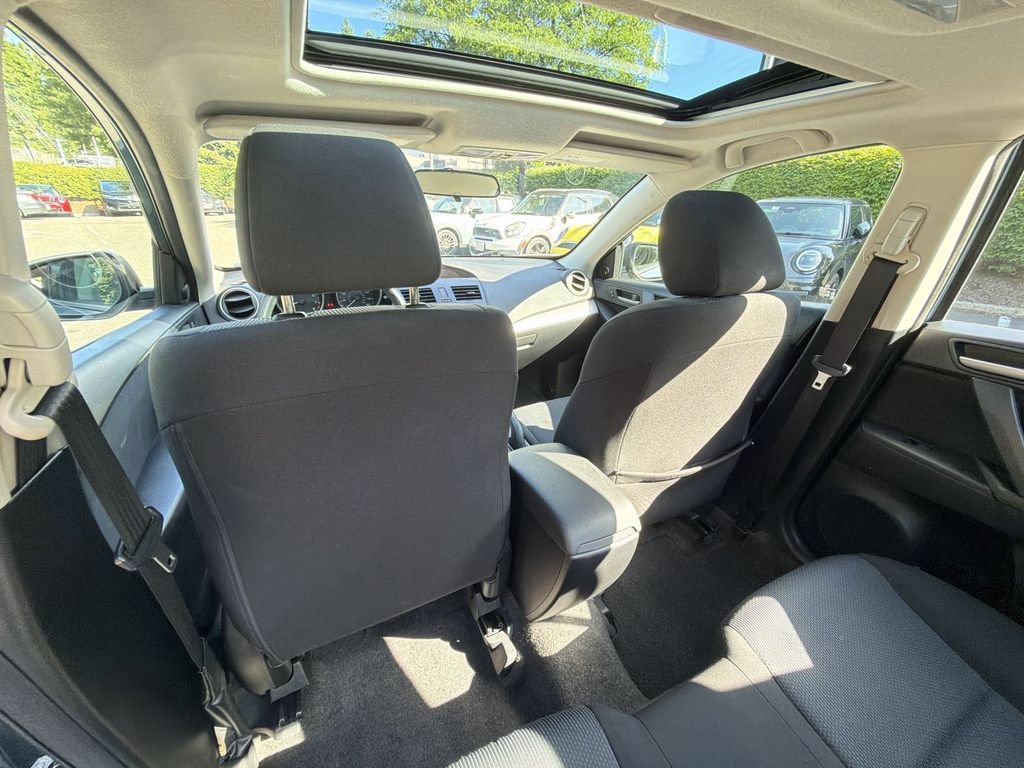 Used 2011 MAZDA MAZDA3 i Touring FWD image 20