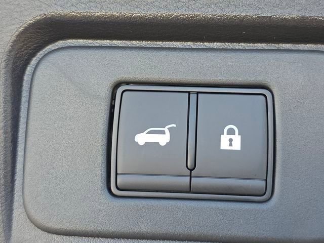 New 2026 Nissan Rogue SV w/ Cold Weather Package AWD/4WD image 24