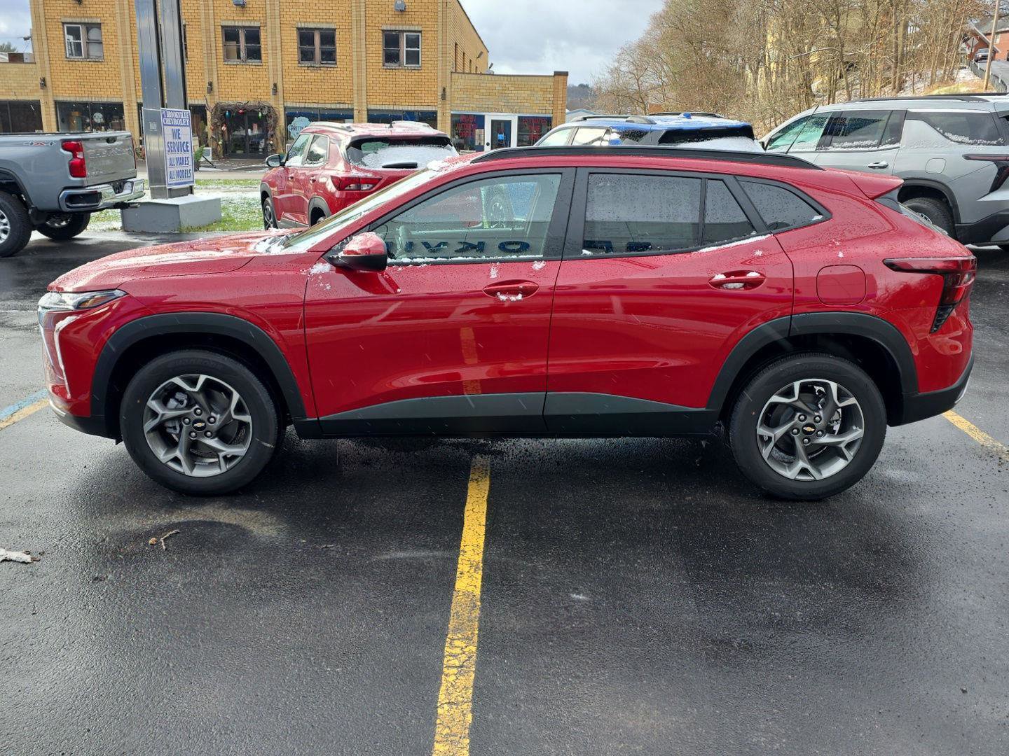 New 2026 Chevrolet Trax LT w/ Sunroof Package image 5