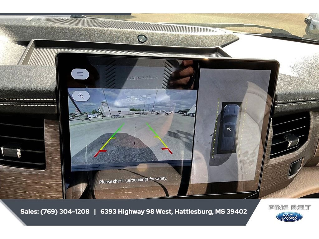 Certified 2024 Ford Expedition Limited image 15