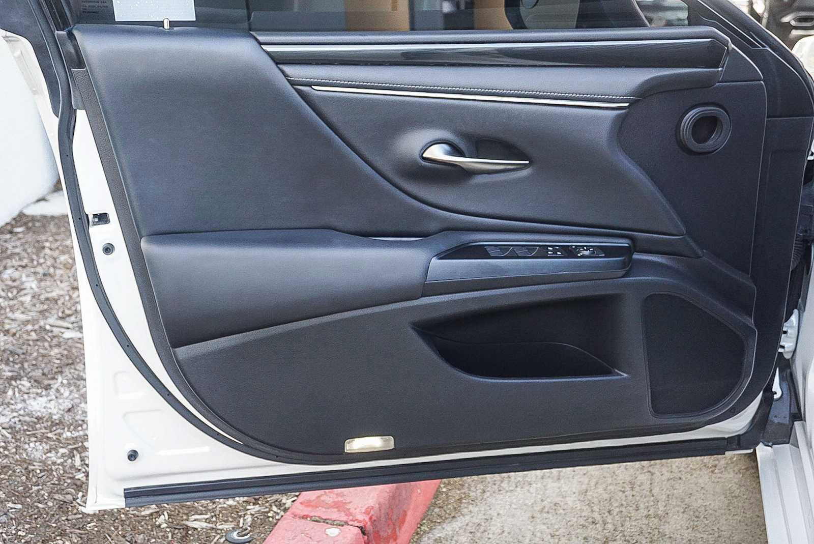 Used 2020 Lexus ES 350 w/ Accessory Package 2 image 22