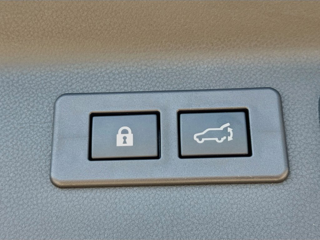 Used 2025 Subaru Forester Limited w/ Popular Package #1 AWD/4WD image 35