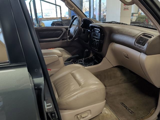 Used 2000 Toyota Land Cruiser image 7
