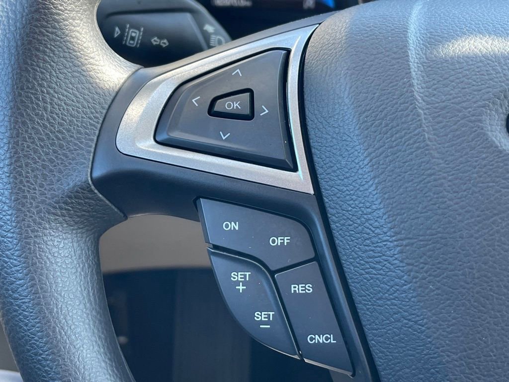 Used 2020 Ford Fusion SE image 8