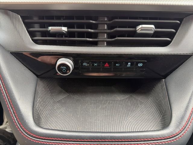 Used 2025 Ford Explorer ST-Line image 33