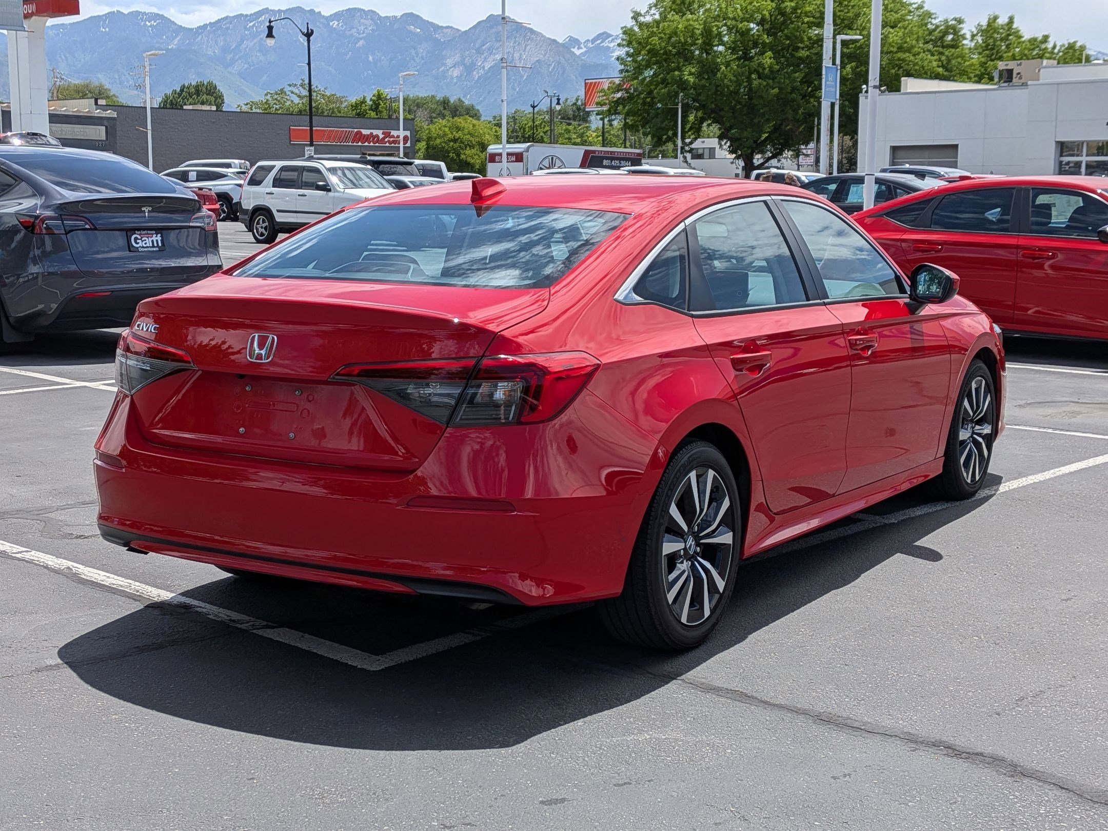 Used 2023 Honda Civic EX image 3