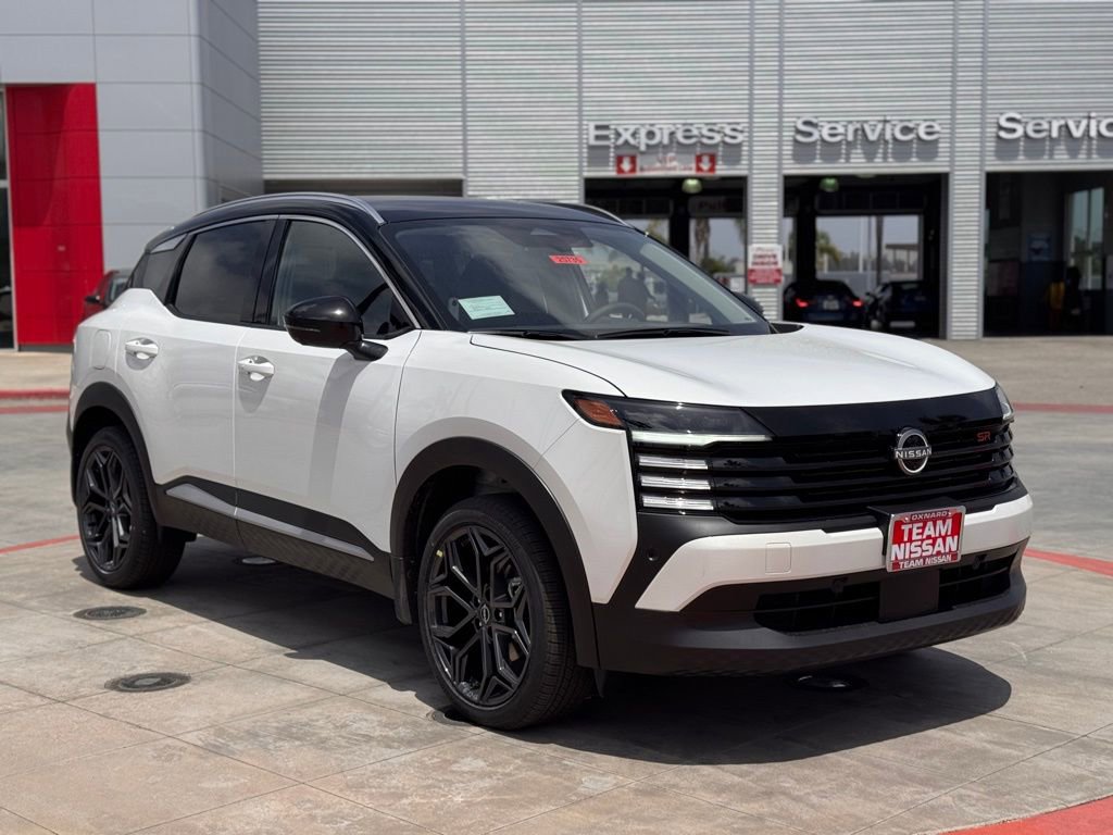 New 2025 Nissan Kicks SR image 2