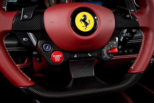 Used 2022 Ferrari F8 Tributo image 30