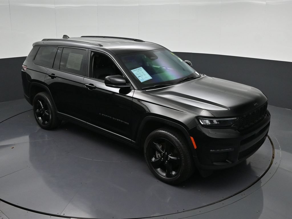 Used 2024 Jeep Grand Cherokee L Limited w/ Black Appearance Package RWD image 22