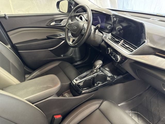 Certified 2025 Chevrolet Trax ACTIV w/ Sunroof Package FWD image 27