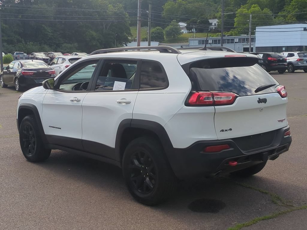 Used 2016 Jeep Cherokee Trailhawk AWD/4WD image 6