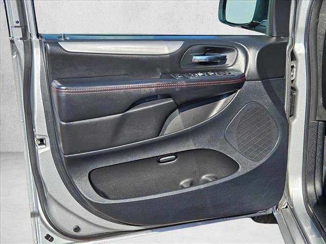 Used 2020 Dodge Grand Caravan GT FWD image 9