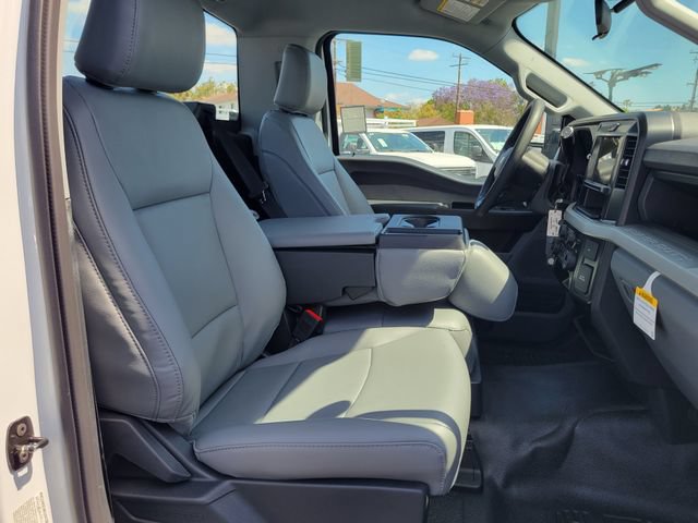 New 2026 Ford F350 XL w/ XL Chrome Package RWD image 14