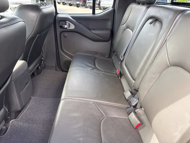 Used 2020 Nissan Frontier PRO-4X w/ Pro-4x Utility Package AWD/4WD image 15