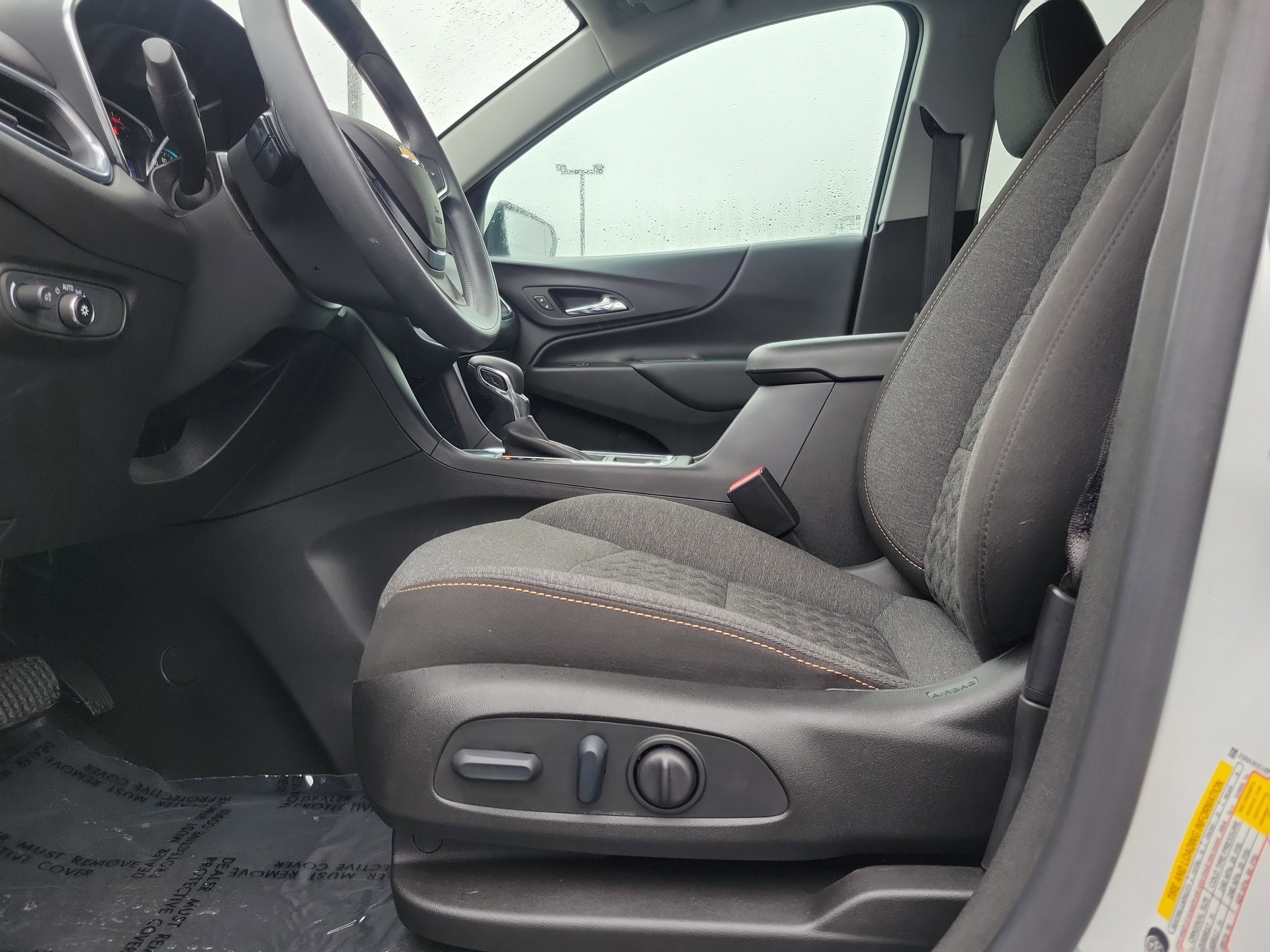 Used 2022 Chevrolet Equinox LT FWD image 16