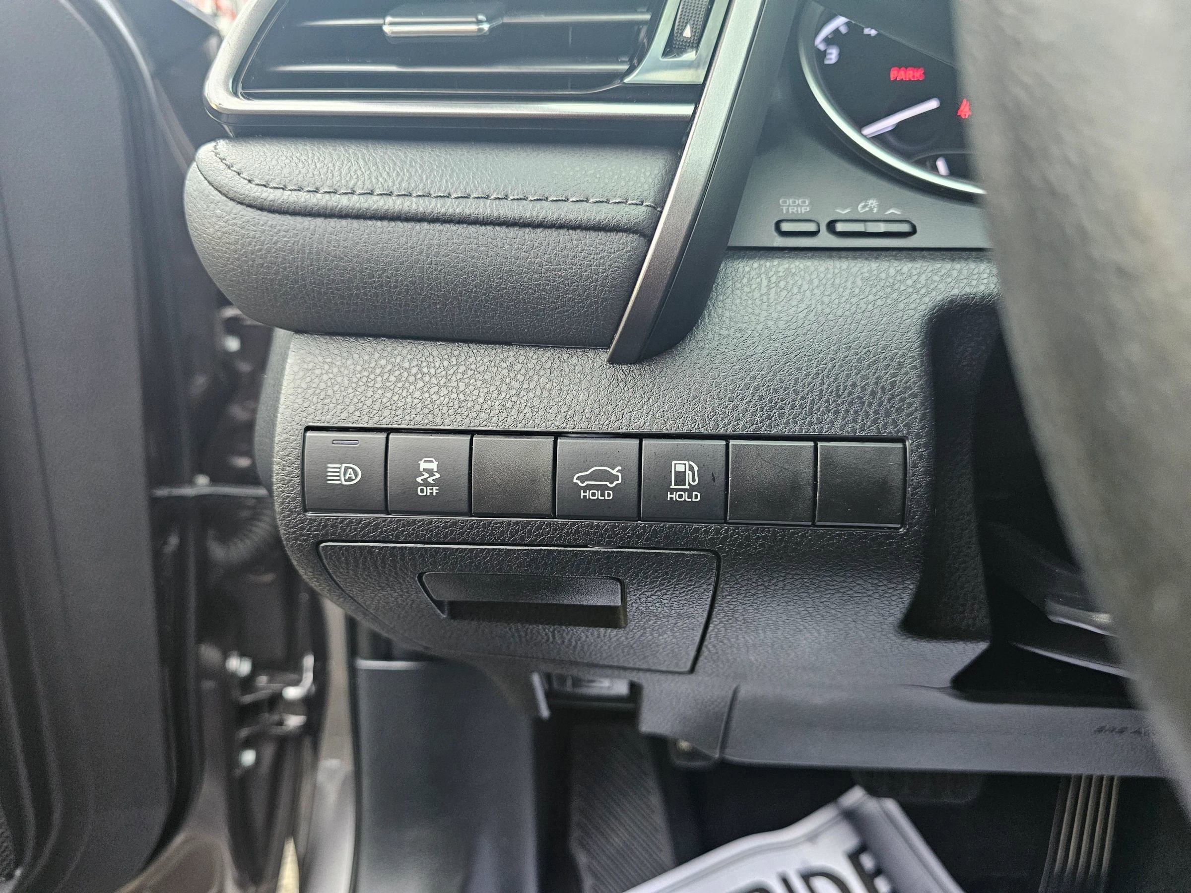Used 2023 Toyota Camry LE FWD image 32