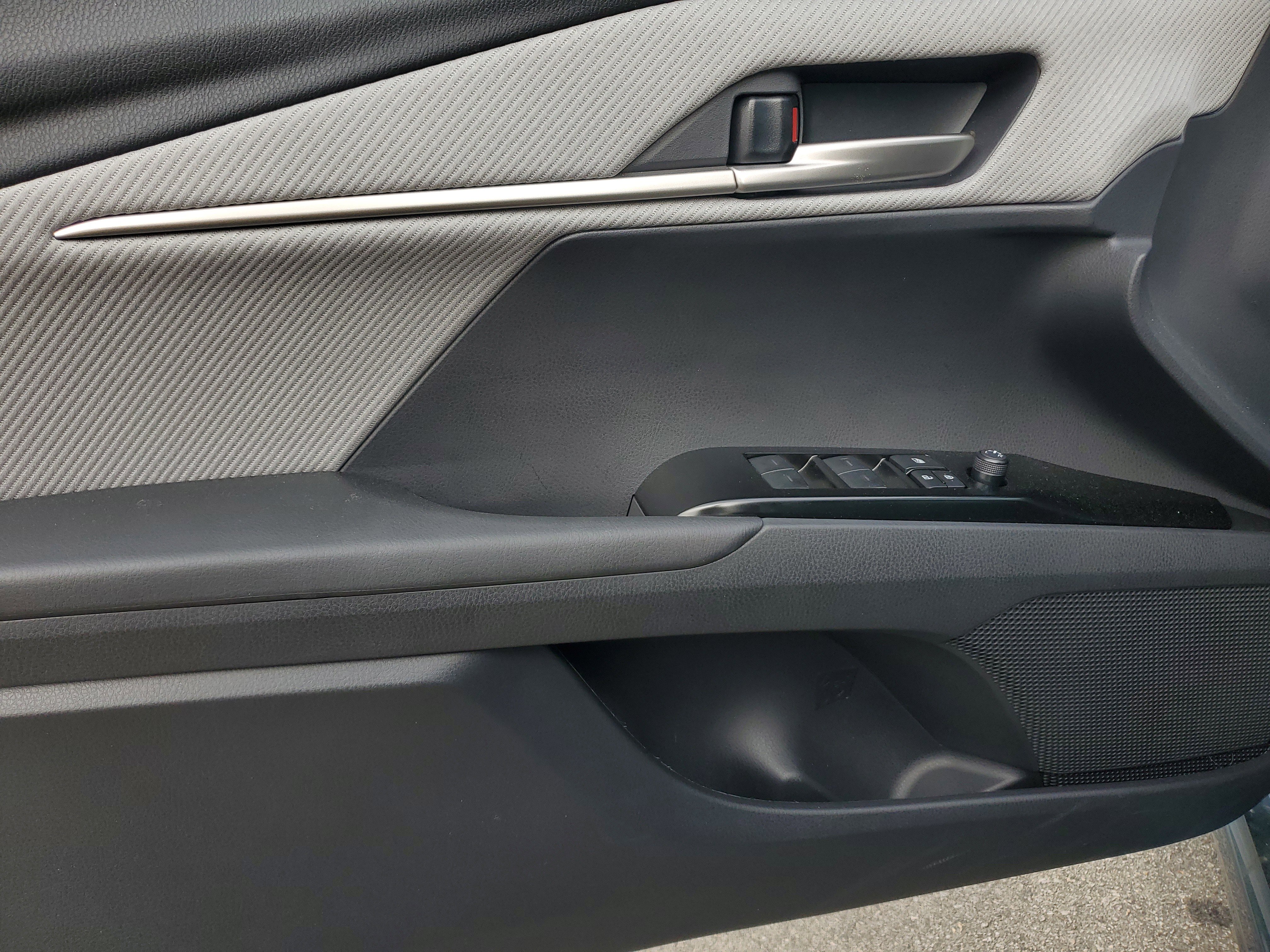 New 2026 Toyota Camry SE image 17