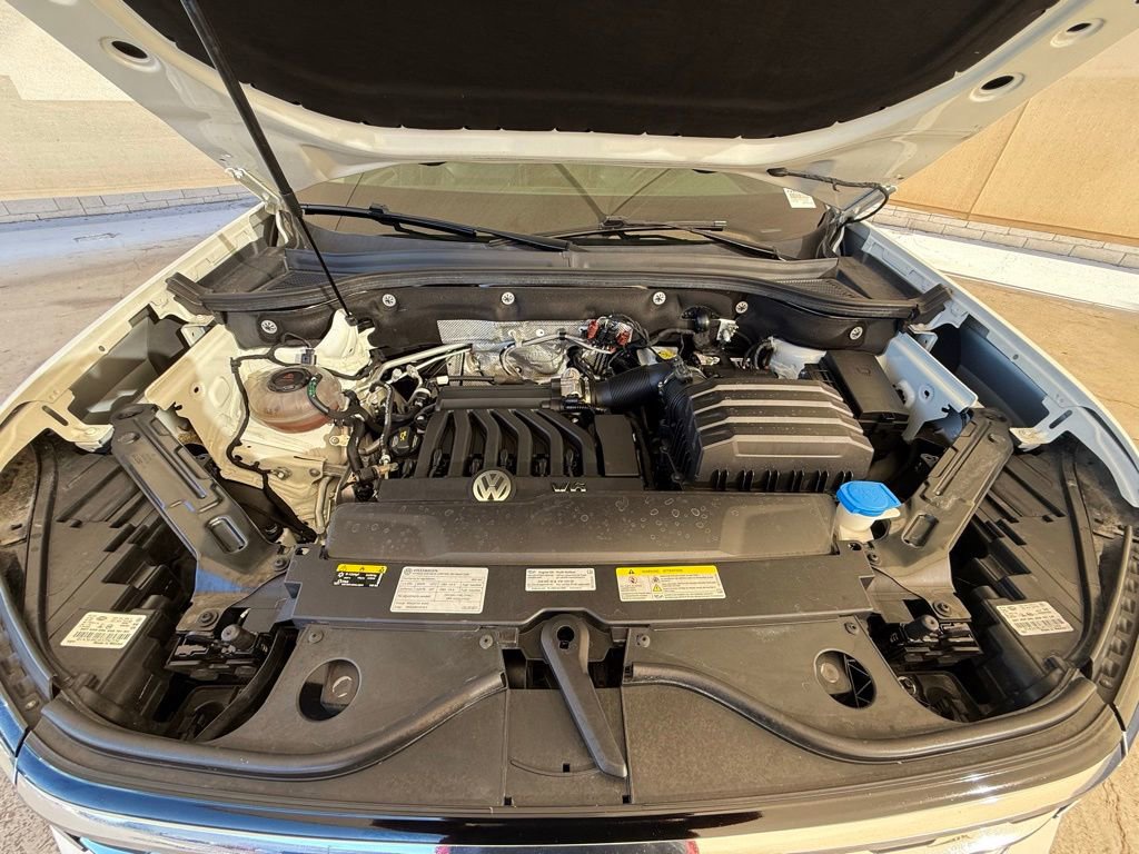 Used 2021 Volkswagen Atlas SE image 40