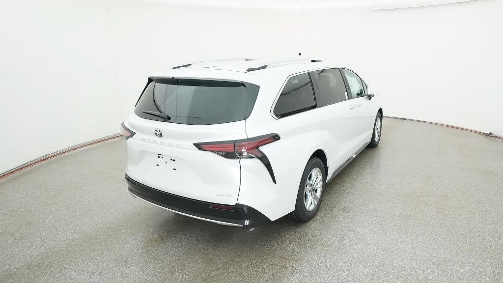 New 2026 Toyota Sienna Limited FWD image 22