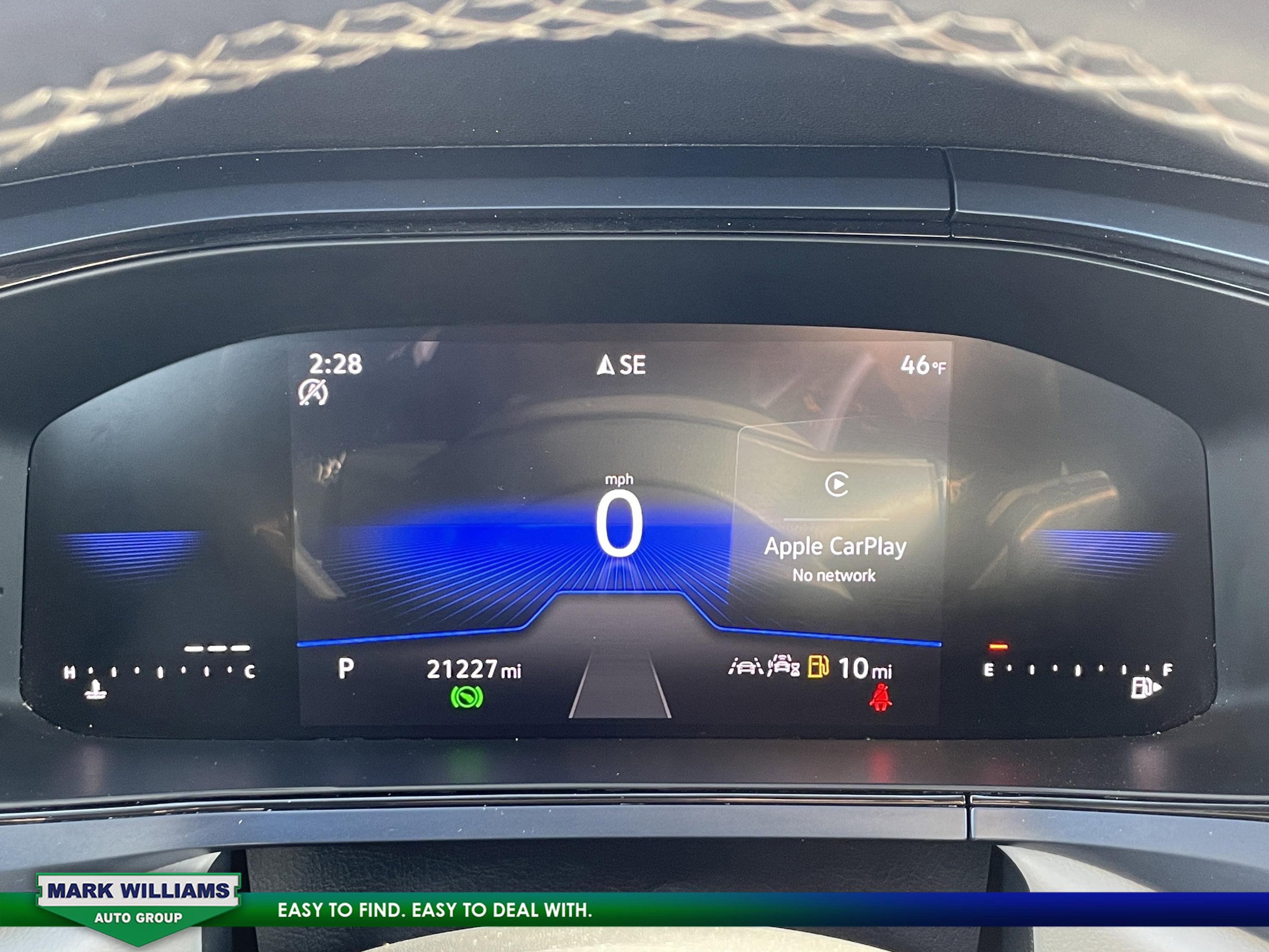 Used 2024 Volkswagen Taos SE image 16