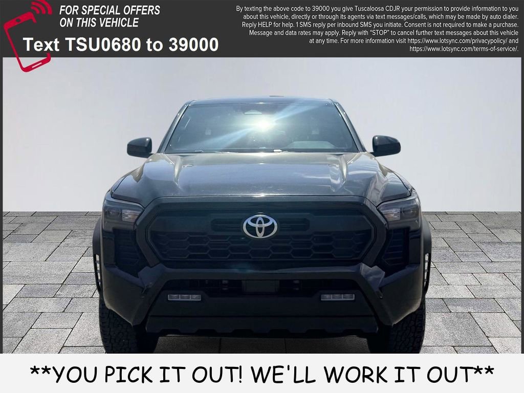 Used 2025 Toyota Tacoma TRD Off-Road AWD/4WD image 2