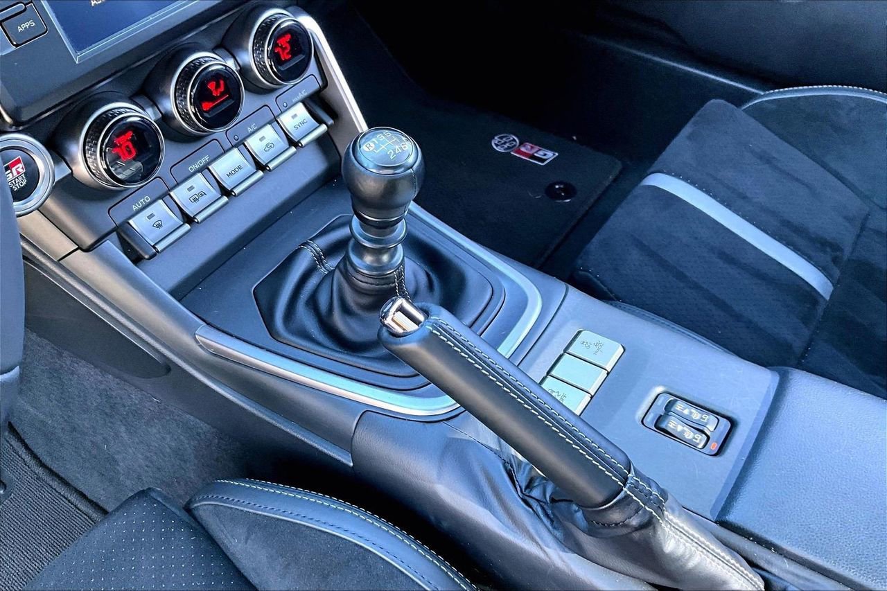 Used 2023 Toyota GR86 Premium image 28