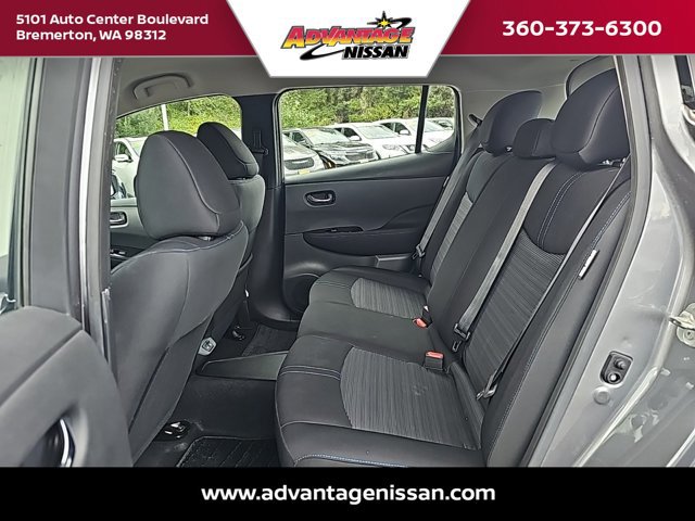 Used 2020 Nissan Leaf SV w/ SV Technology Package image 24