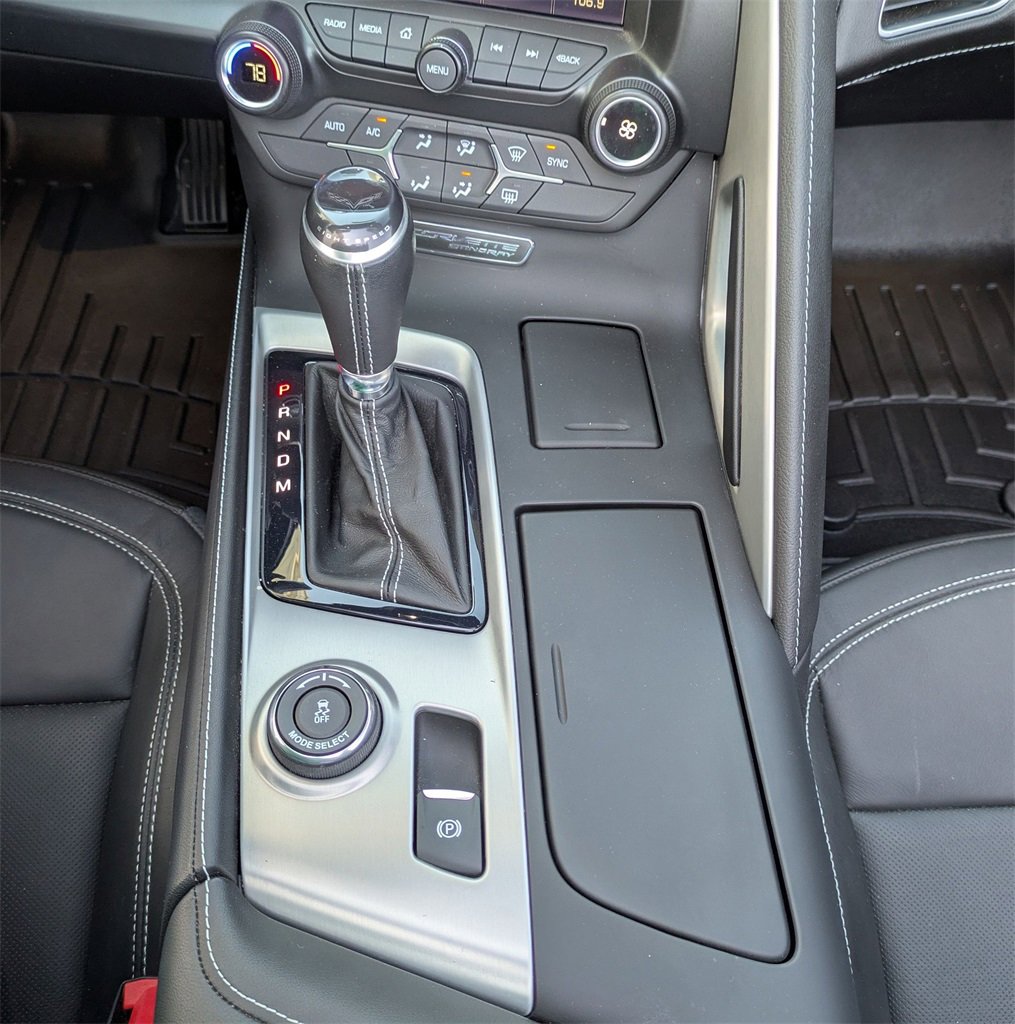 Used 2015 Chevrolet Corvette Stingray w/ Battery Protection Package image 12